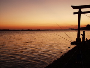 （写真）広浦：夕日